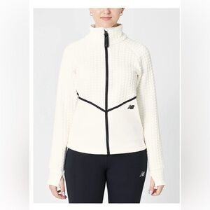 New Balance Training Heat Core Jacket. Size small , excellent condition